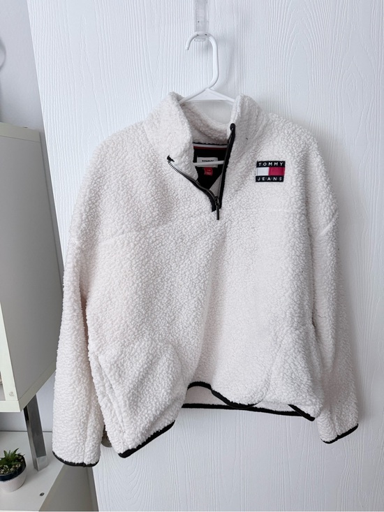 Tommy Hilfiger Sweaters - Tommy Hilfiger Cream Sherpa Pullover with Black Trim